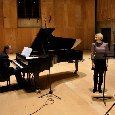 Recording 'Love said to me...' with Joseph Middleton, Britten Studio, Snape Maltings, 2014 (photo: Andrew Mellor)